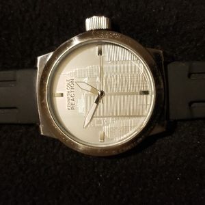 Kenneth Cole Reaction men's black rubber band and Analog watch.RK-1379